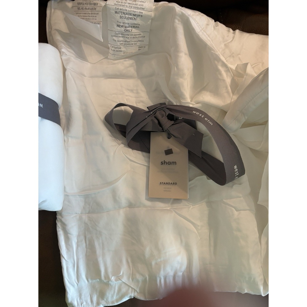 2 WEST ELM  QUILTED STANDARD SHAMS IN WHITE‎ NEW - Picture 4 of 13